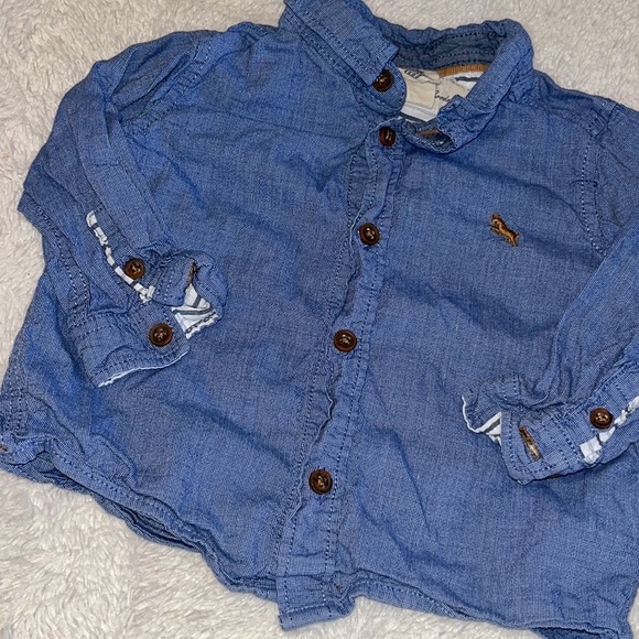 (3 for$10) L.O.G.G button down top - Picture 2 of 4
